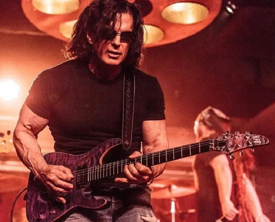 An Interview with Kane Roberts of The Alice Cooper Band
