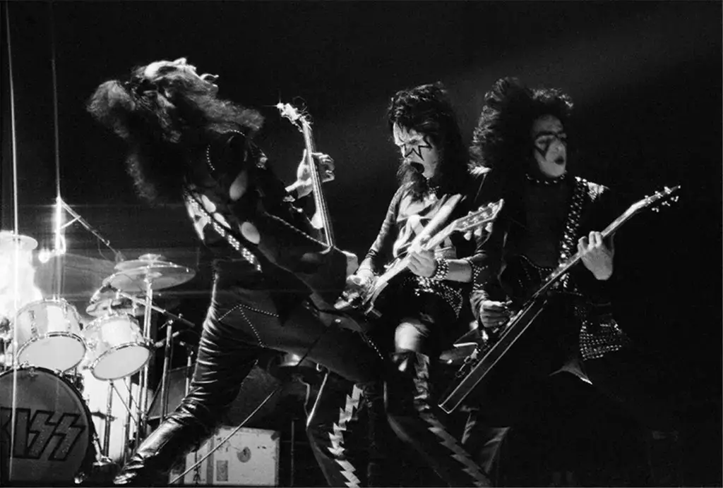 Watch KISS Perform in 1974 with Paul Stanley’s Bandit Makeup