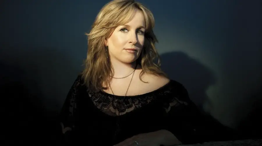 An Interview with Gretchen Peters