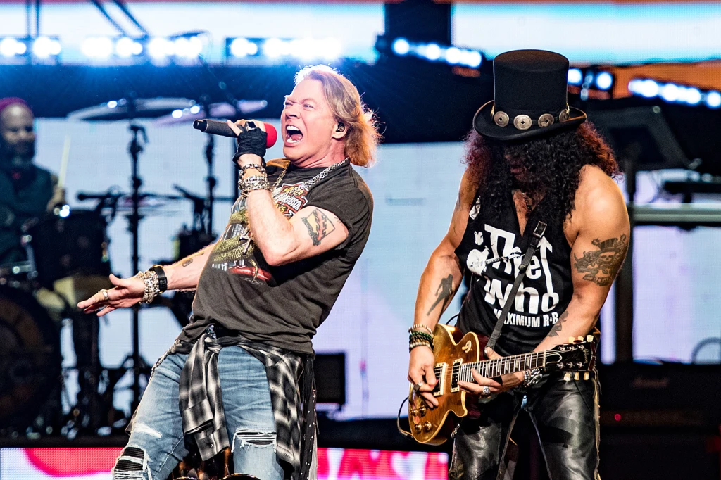 Guns N’ Roses Frontman Axl Rose Addresses Ongoing Vocal Issues