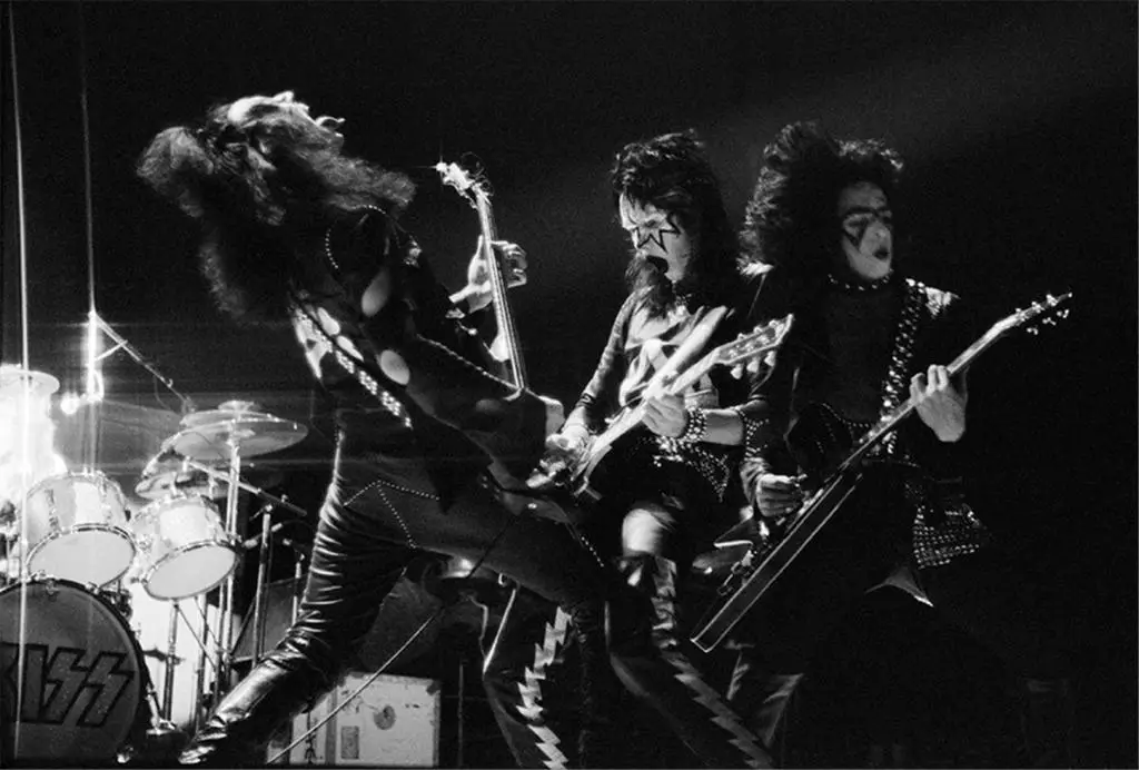 A Guide to KISS Bootlegs: The Clubs & KISS Tour 1973-74