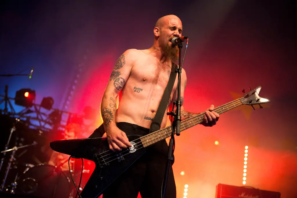 An Interview with Nick Oliveri